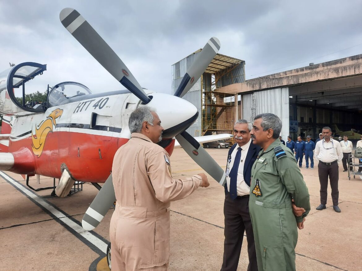 DEPUTY CHIEF OF THE AIR STAFF FLIES THE HINDUSTAN TURBO TRAINER HTT-40