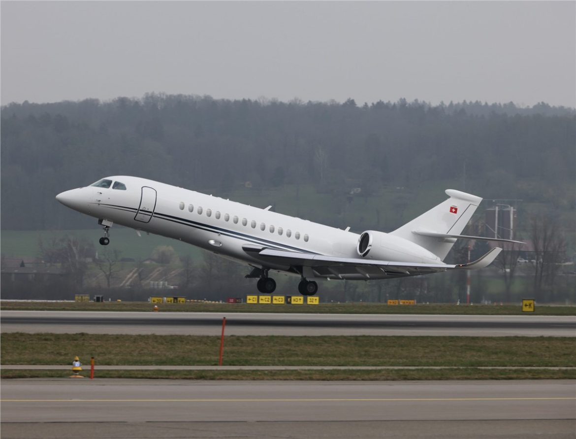 SD Equips 1st Delivered Dassault Falcon 6X With "Nose-to-tail" Connectivity.