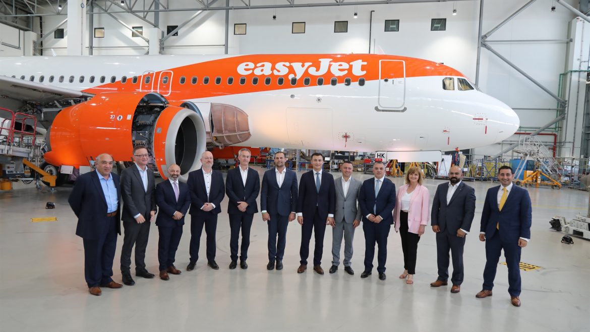 easyJet and SR Technics mark the acquisition of maintenance facility in Malta