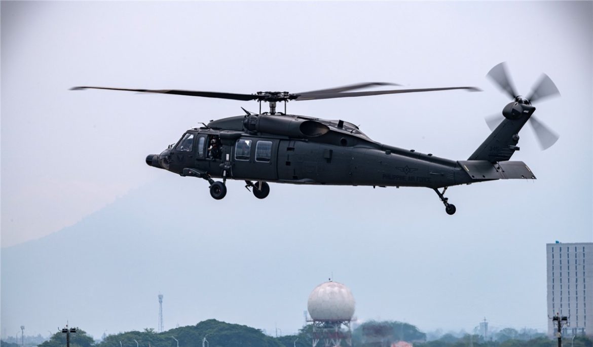 LM Delivers S-70i Black Hawk Helicopters to the Philippines